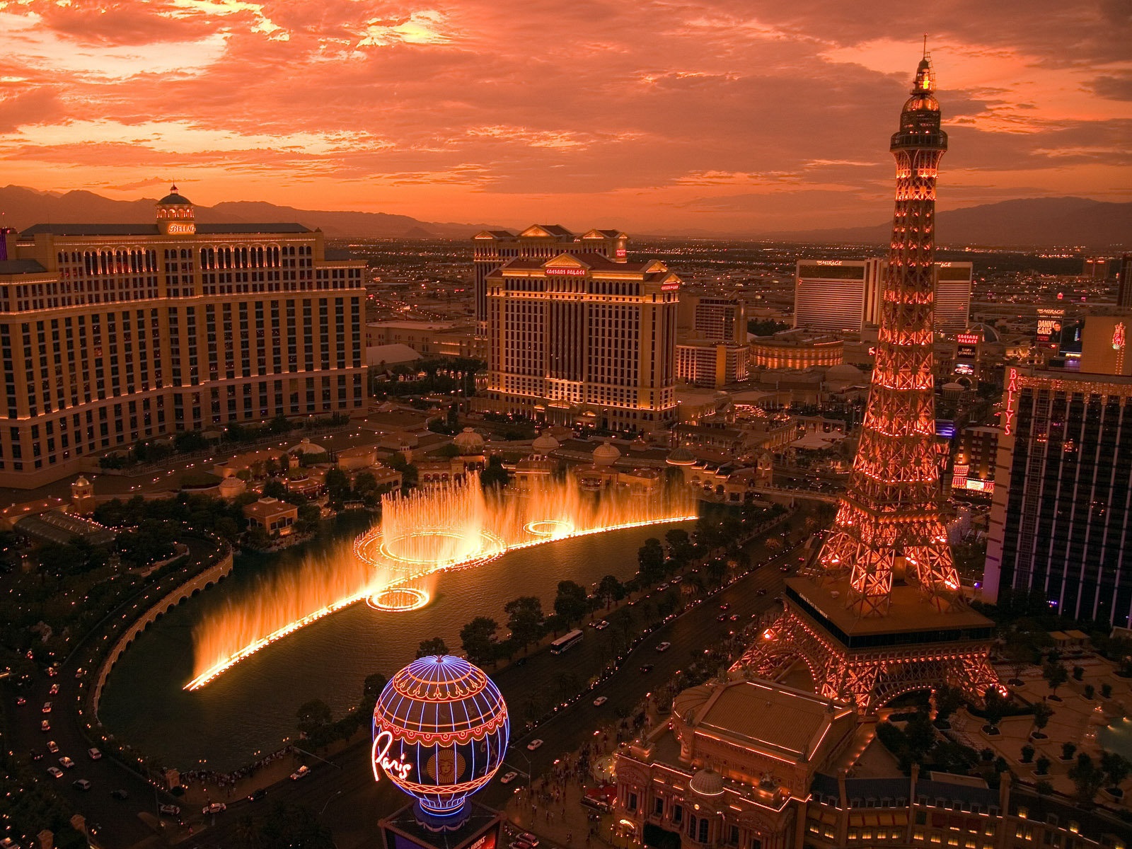 las_vegas_evening_time-1600x1200